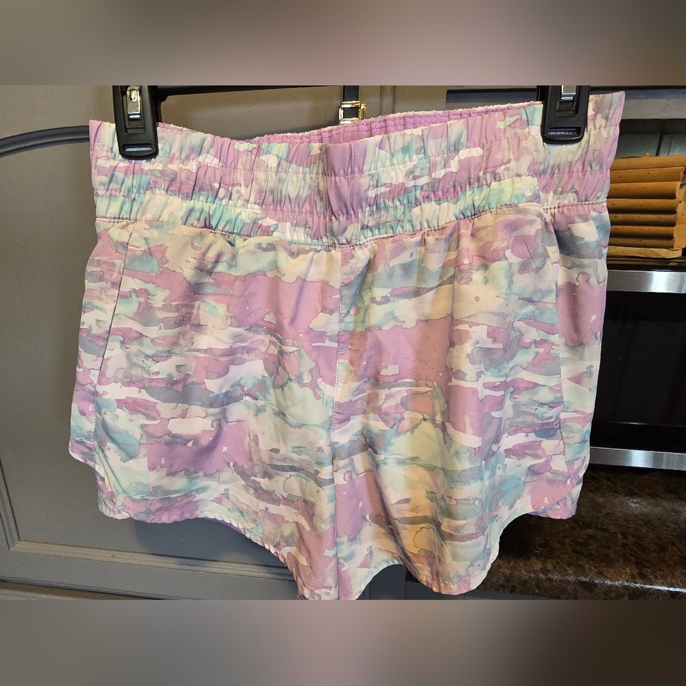 Avia Women's Pastel Camo Athletic Shorts